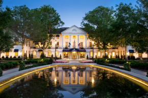 Williamsburg Inn, an official Colonial Williamsburg Hotel
